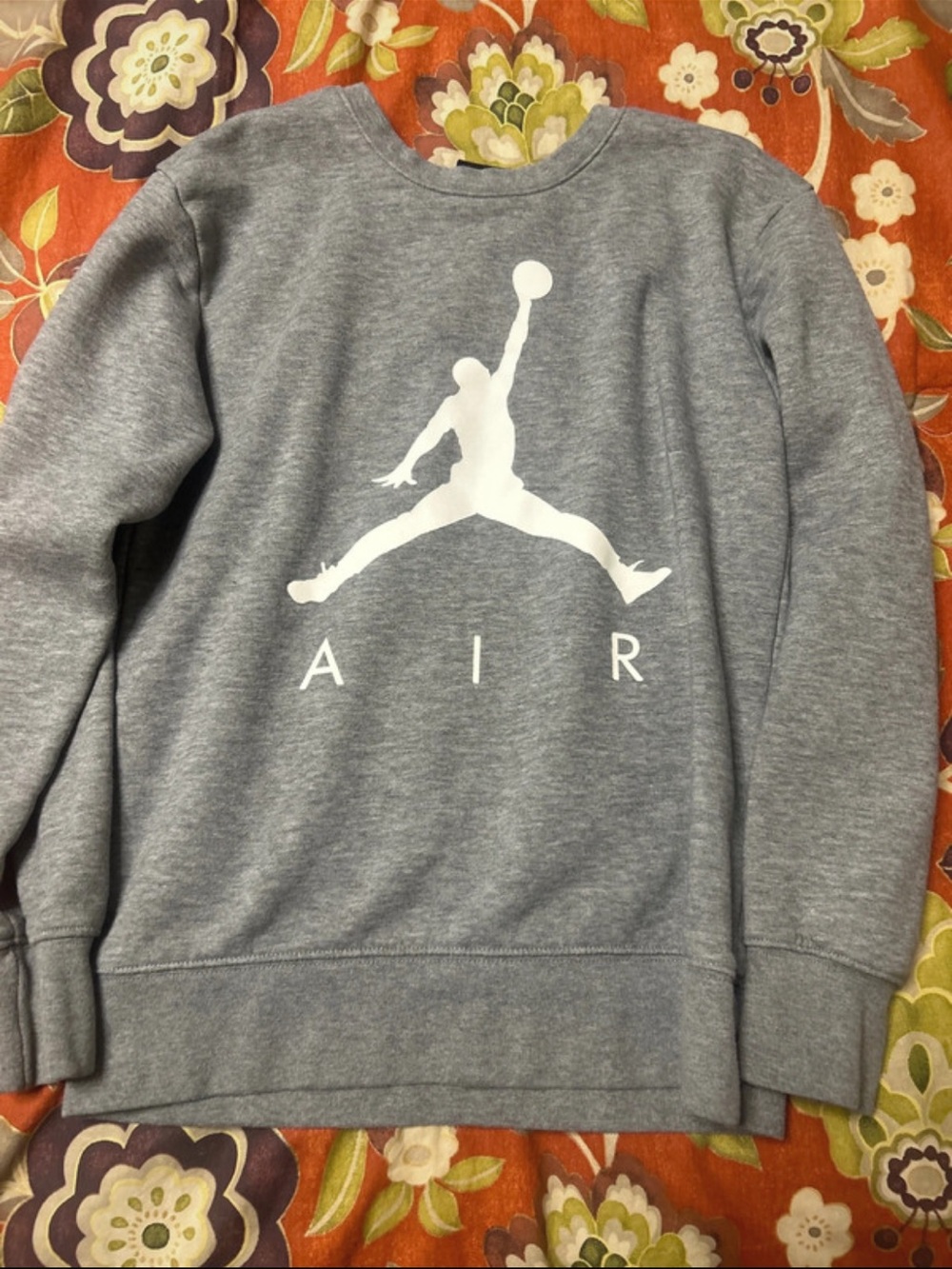 Nike Air boys Gray Crewneck Sweatshirt